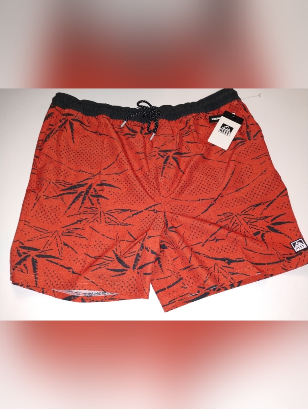 Reef Men’s Red-Orange Swim Trunks with Black Leaf Print New Size XXL